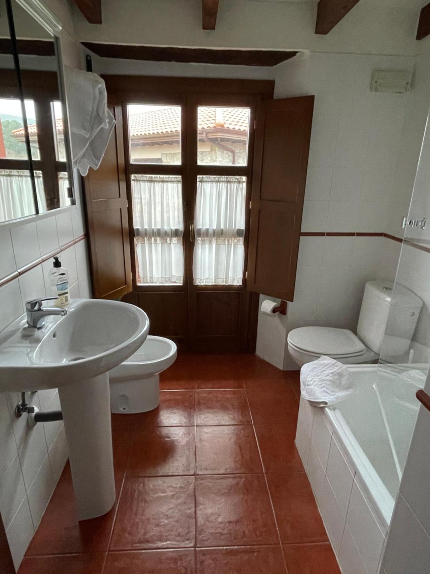 Apartamentos El Cueto De Los Collado Villanueva de Pria Exteriér fotografie